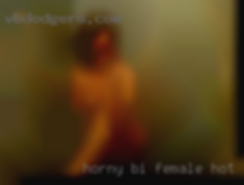 Horny bi-female looking 4 some fun hot nude girls.