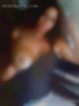 Sexy naked unfucked women vaginas out Naples, FL.